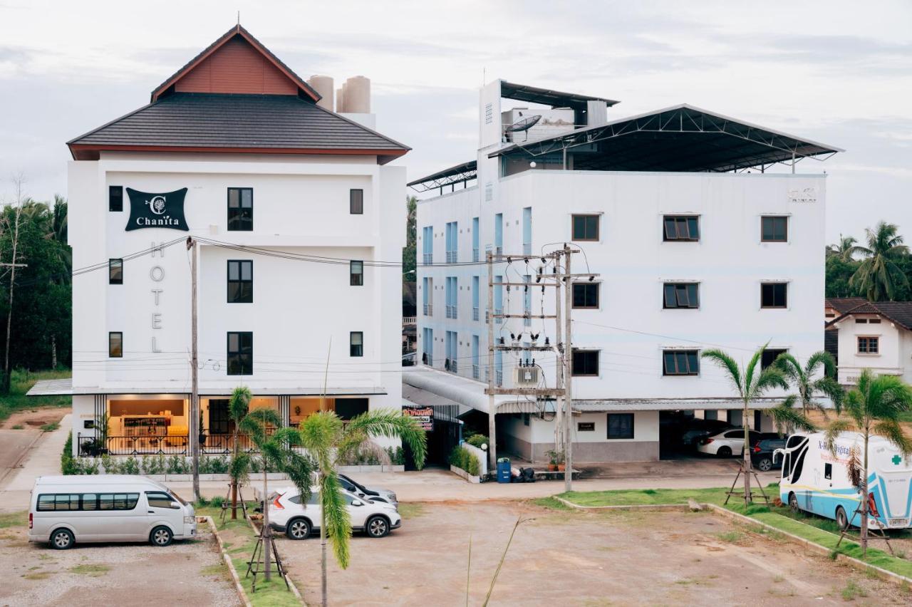 Chanita Hotel Chumphon Bagian luar foto